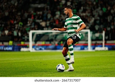 巴恩斯对战曼城全场数据：2粒进球，18次传球16次成功