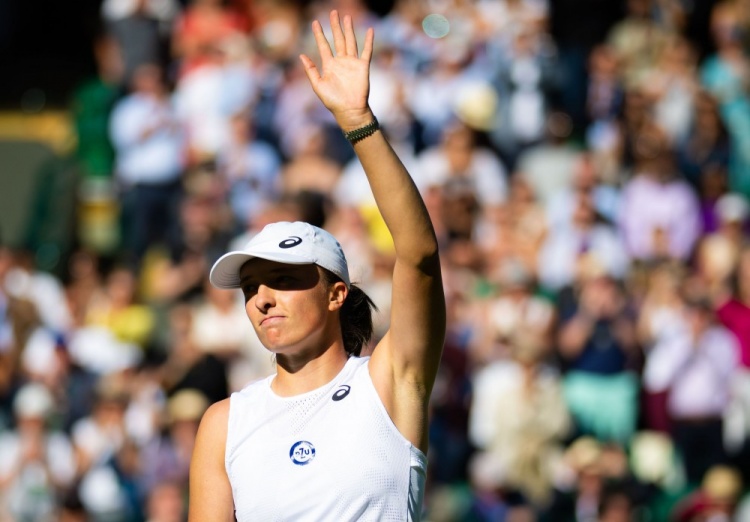 防线紧密的 防线紧密的